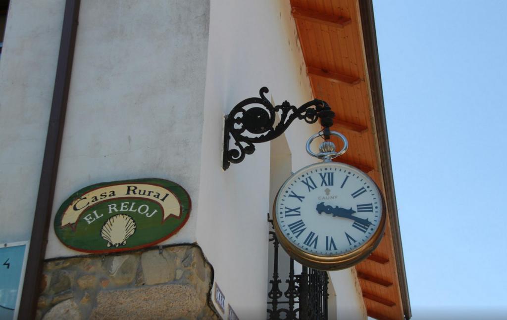 La Casa Del Reloj Guest House Molinaseca Luaran gambar