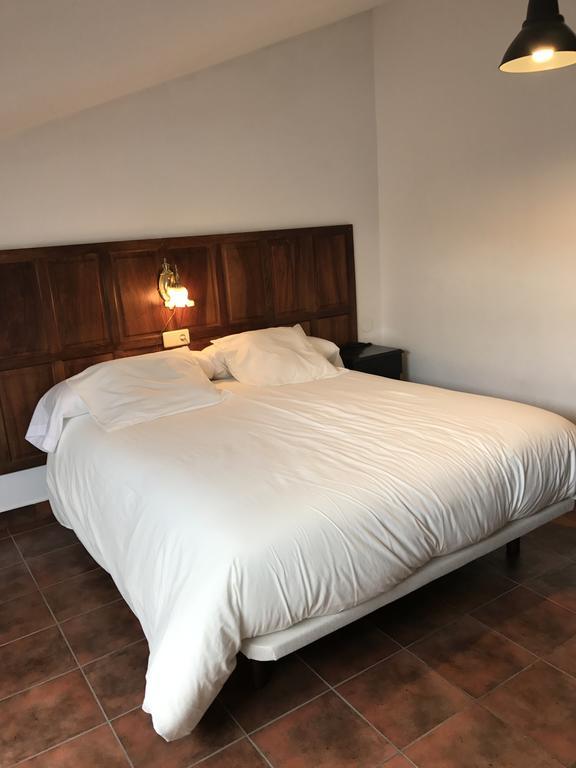 La Casa Del Reloj Guest House Molinaseca Luaran gambar