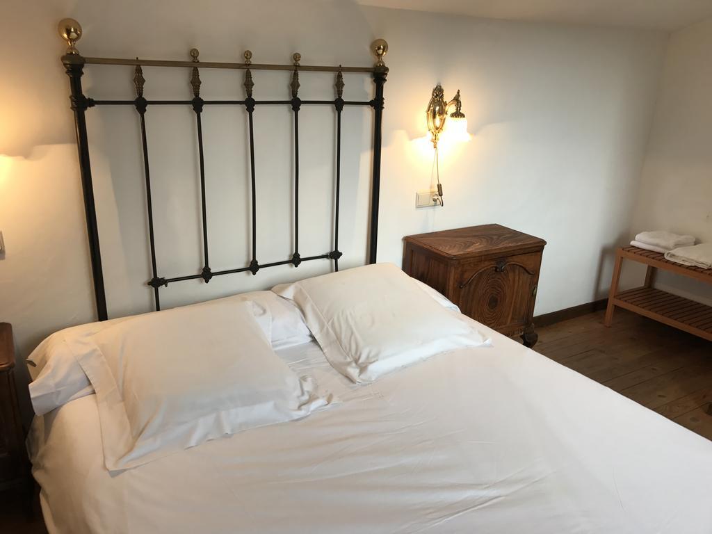 La Casa Del Reloj Guest House Molinaseca Luaran gambar